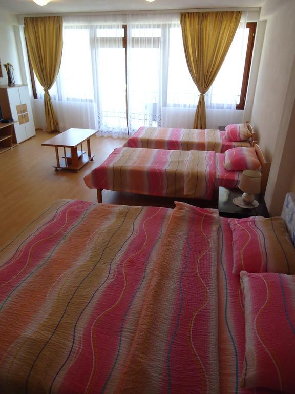 Beachfront Apartments Grunche Ohrid Quarto foto